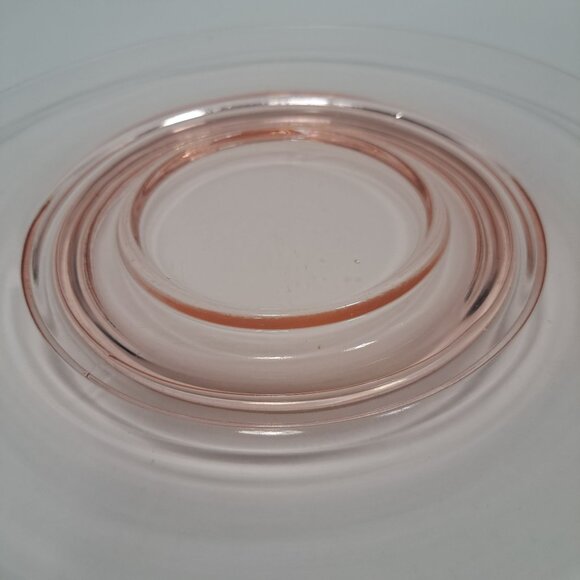 Pink Depression Glass plate Raised Center Rim 10" - Picture 7 of 8